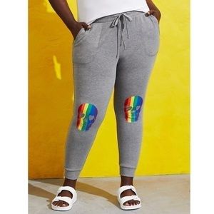 CELEBRATE LOVE JOGGER - FRENCH TERRY RAINBOW SKULL
